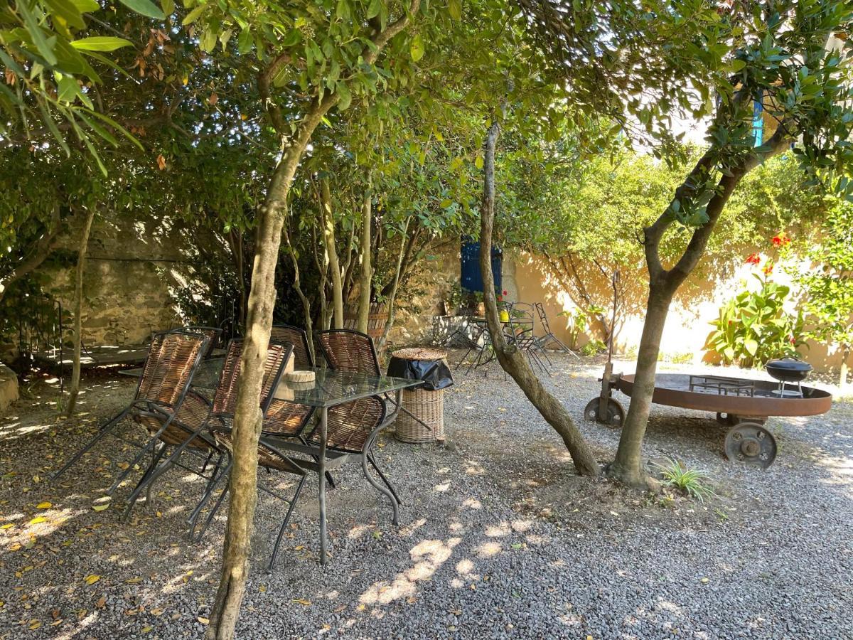 Ferienwohnung Montagne D'Alaric Moux Exterior foto