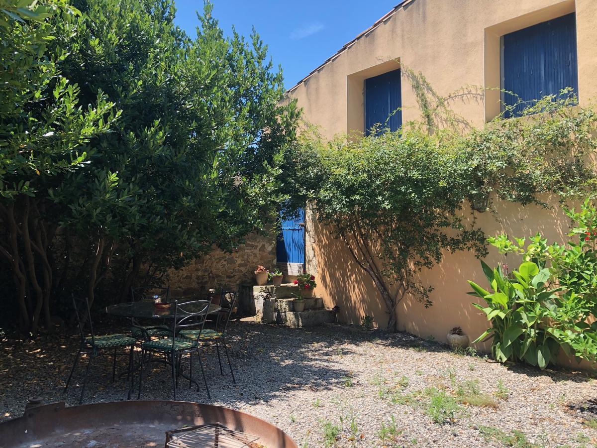 Ferienwohnung Montagne D'Alaric Moux Exterior foto
